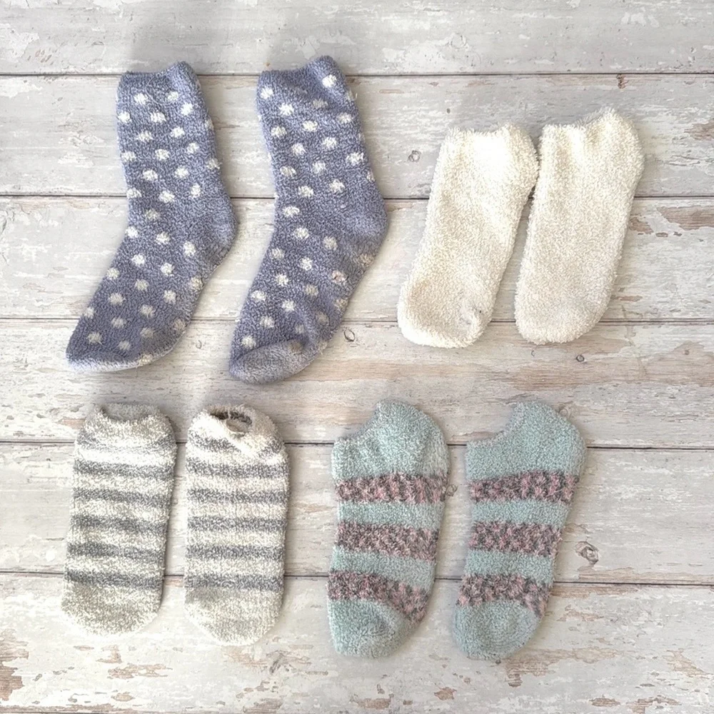 Women’s Fuzzy Slipper Socks Bundle Lot Set of 4 White Gray Blue etc